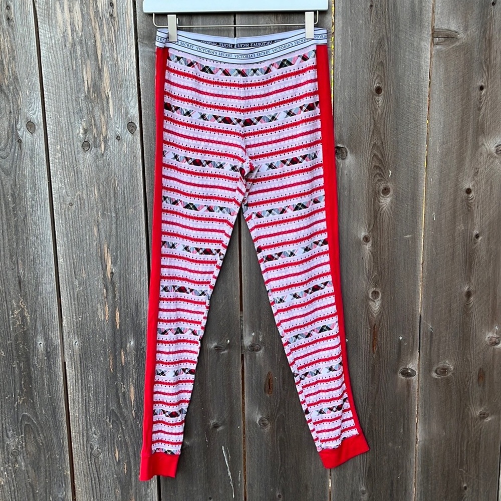 Victoria’s Secret Waffle Christmas Leggings